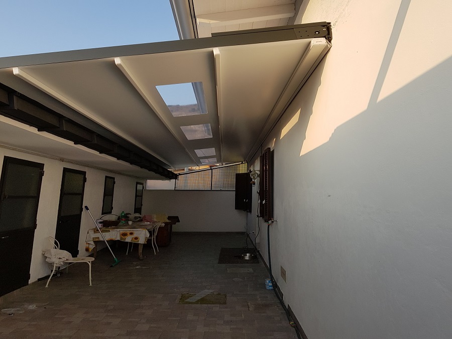 COPERTURE TRASPARENTI IN PVC